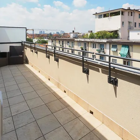 아파트 Moretto Terrace Citta Studi *