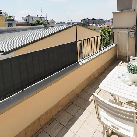 아파트 Moretto Terrace Citta Studi *